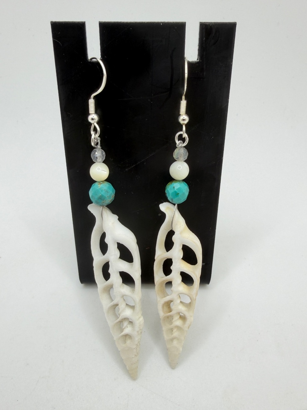 NWOT 3.5" Shell, faceted turquoise, MoP and labradorite dangle earrings in s925!